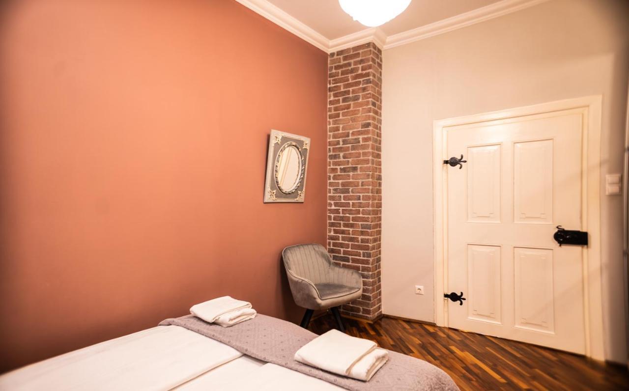 Moldos Haus Apartment Сибиу Екстериор снимка